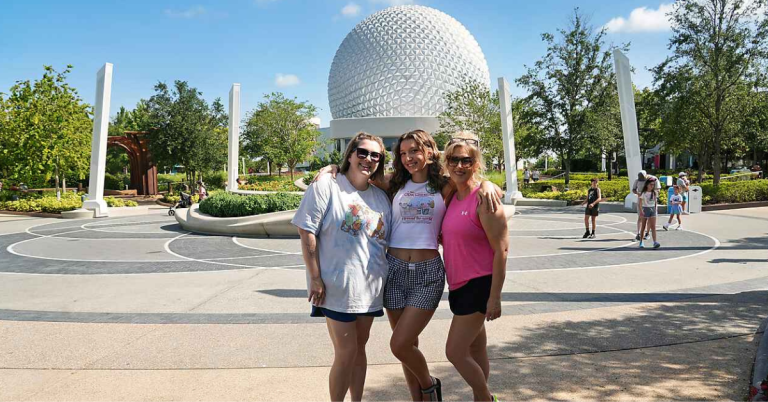 That's exactly the right size for a featured image (1200x628). Here's what to fill in: Alt Text: Mother and daughters celebrating Gracie's 21st birthday at Epcot during Drink Around the World